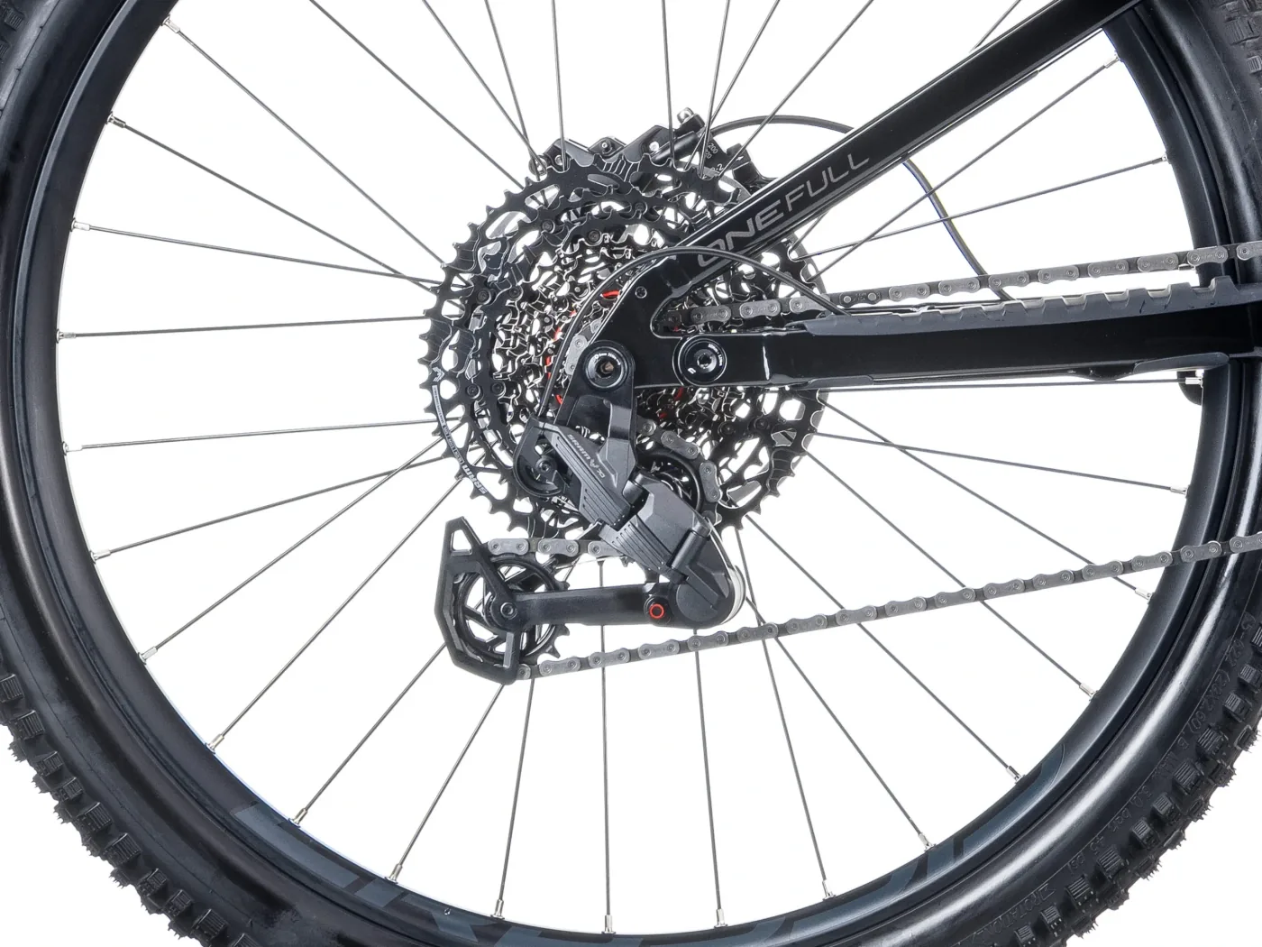 Crussis ONE-Full AX 9.12-M2 800 Wh 2027 — fotka 5