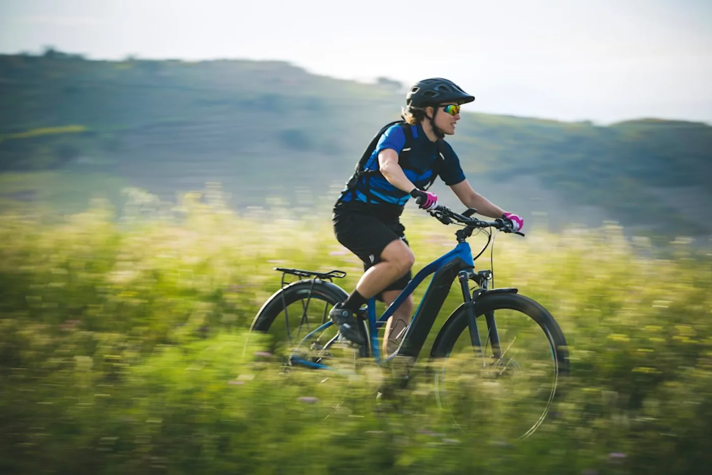 Merida eBIG.TOUR 400 EQ 2024 matný zelený — fotka z jazdy